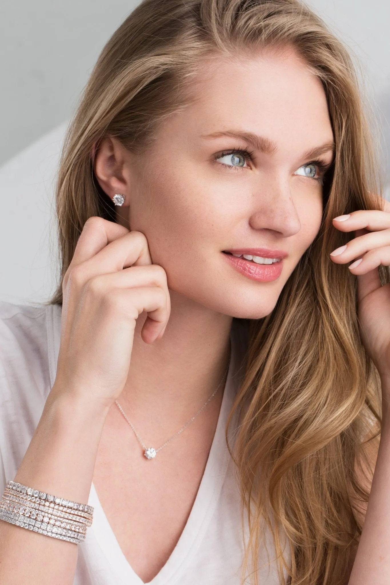 Solitaire Brilliant Necklace - 6 prong - Finished in 18kt Rose Gold