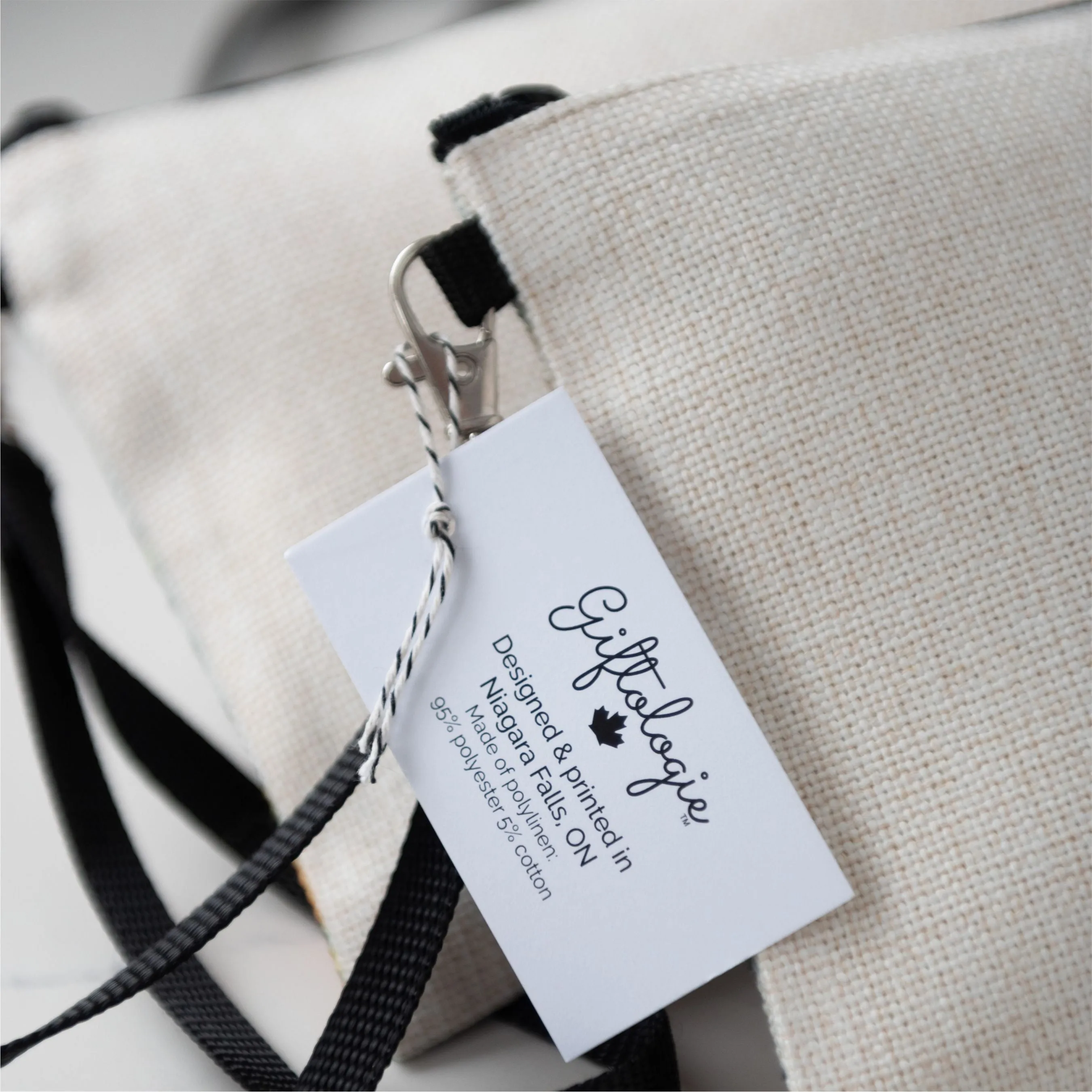 Song Bird Zippered Linen blend Bag