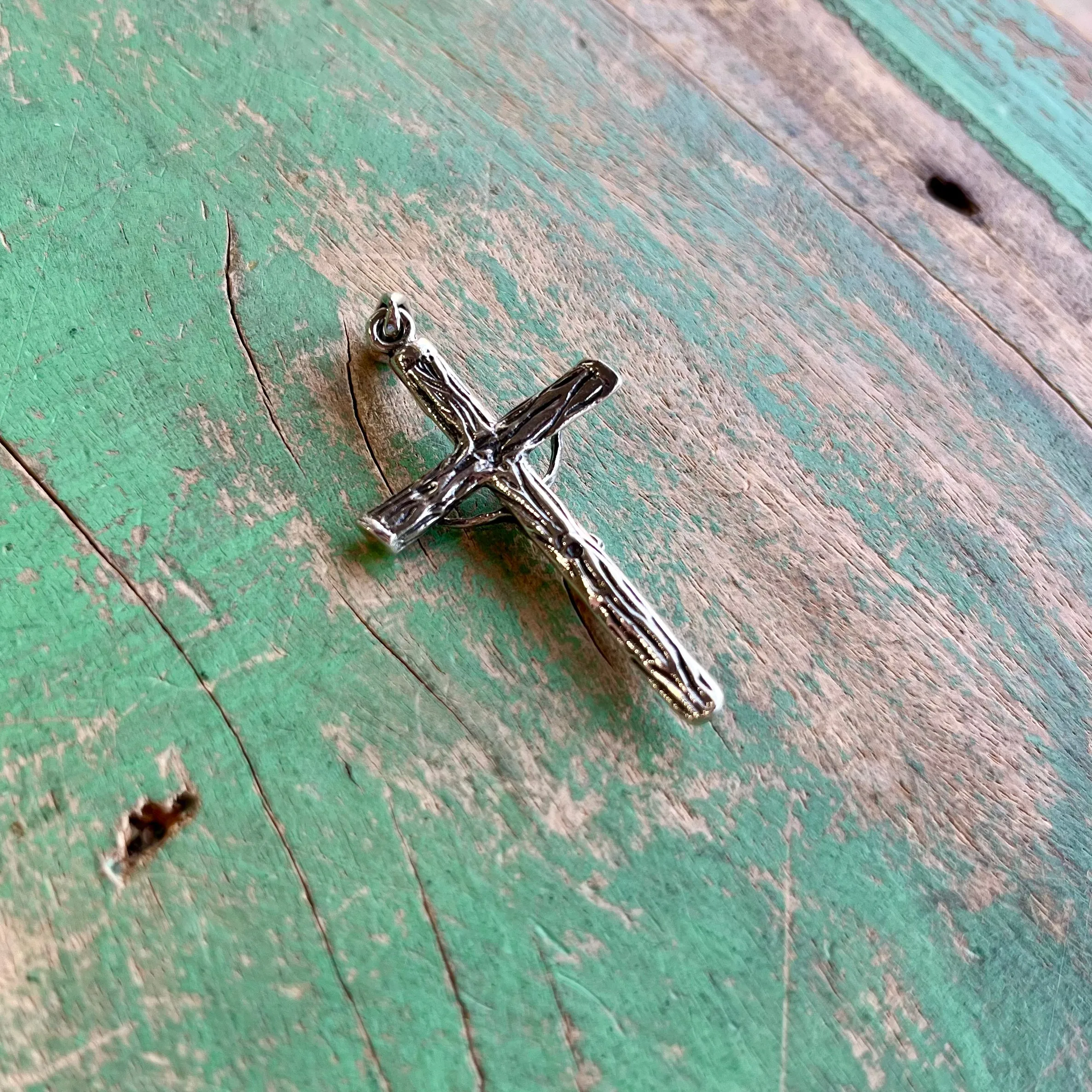 Sterling Silver Textured Crucifix Pendant