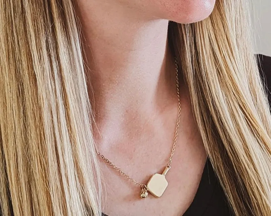 Textured heart necklace