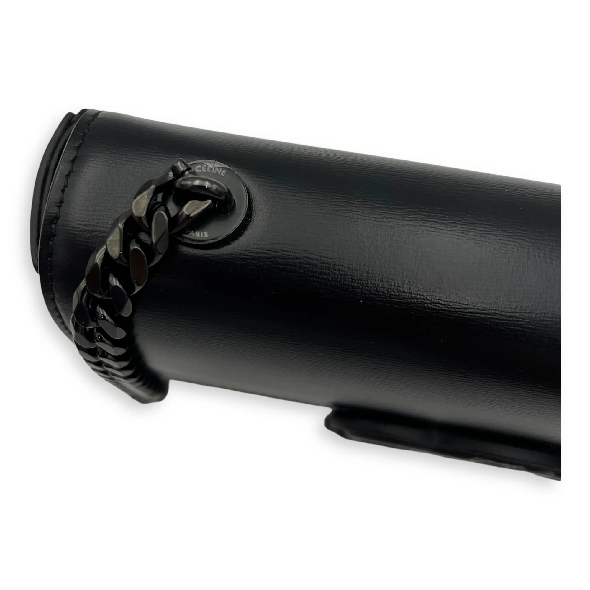 Triomphe Chain Black Shoulder Bag in Calfskin, Acetate hardware