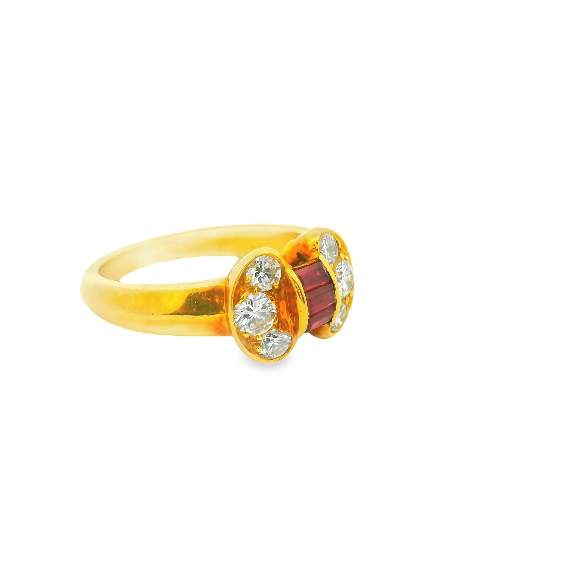 Van Cleef & Arpels Celestial Ruby Diamond 18k Yellow Gold Ring
