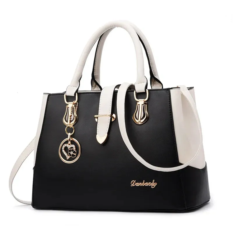 Vento Marea: Chic Pendant Leather Bag with Textured Contrast