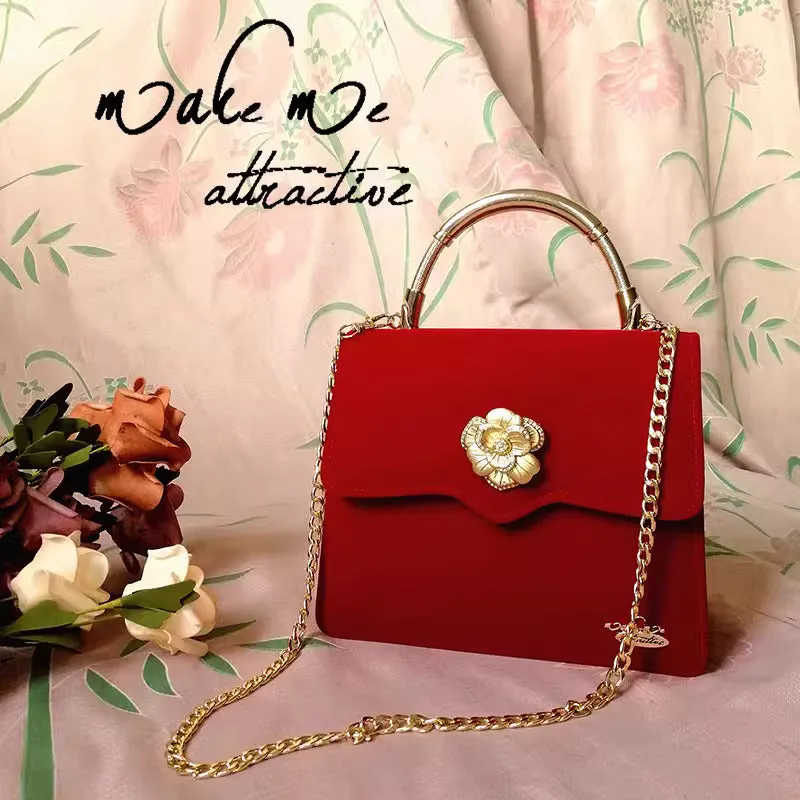 Vintage Camellia Velvet Red Hand Bag